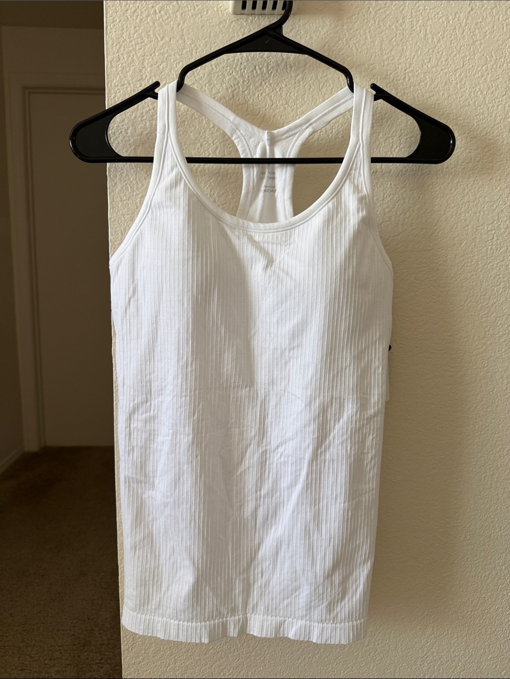 White Racerback Scoop Neck Athletic Top Hip Length Ribbed Workout Tank Tops